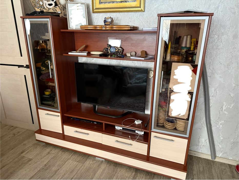 шкаф под телевизор