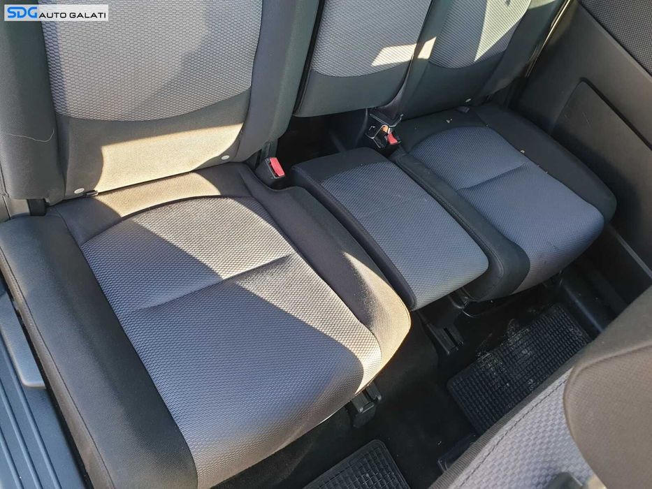 Interior Textil Fara Incalzire Scaune Fata Stanga Dreapta Bancheta Sezut cu Spatar si Randul 3 de Scaune Mazda 5 2005 - 2010 [C3469]
