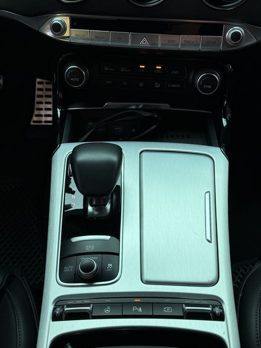 Kia stinger 2023 yil