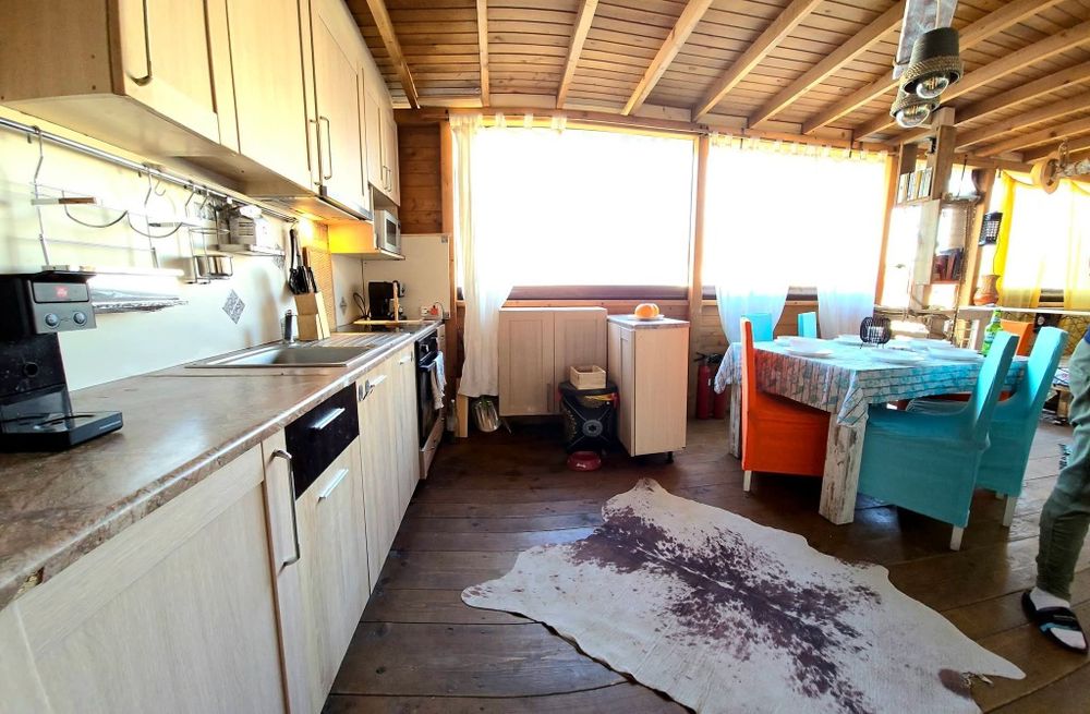 Бунгало на къмпинг Арапя