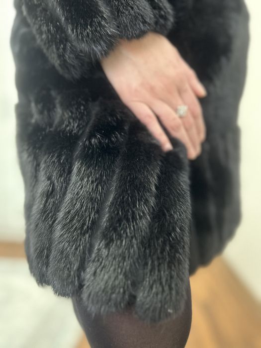 Шуба продам цигейка