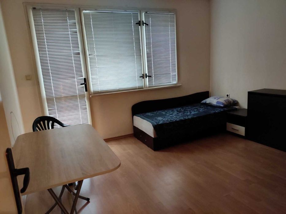 Дава се под наем Двустаен апартамент в Хасково, Център - 68 кв.м за 357 € - Снимка #3