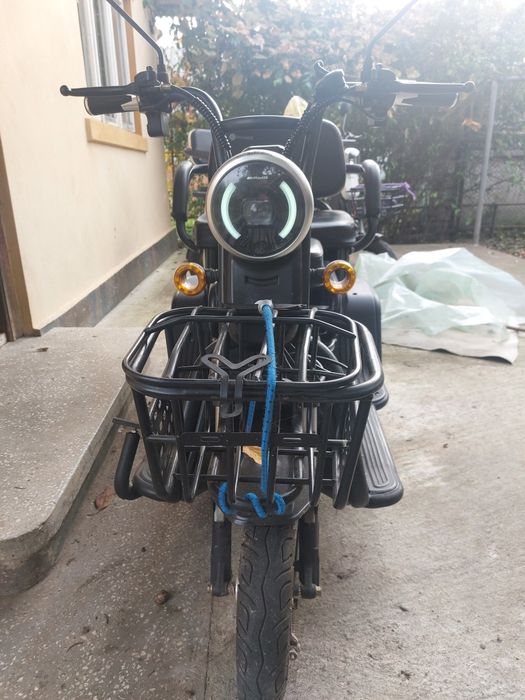 Tricicletă electrică pentru adulți