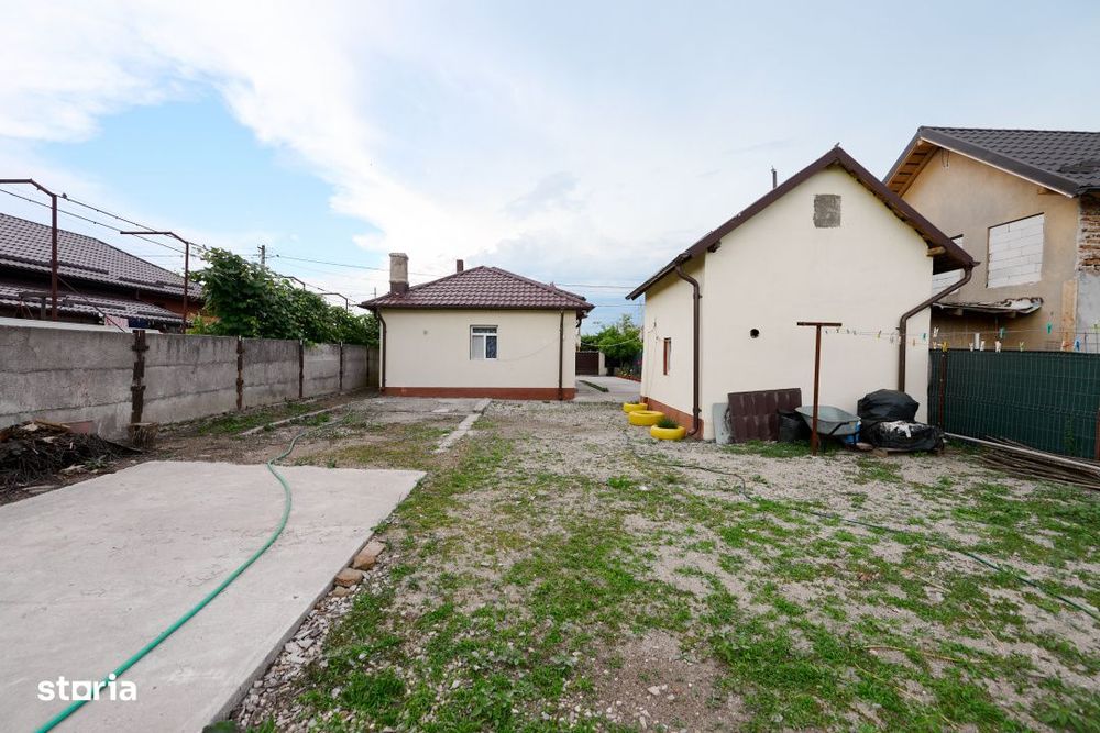 Casa  + anexa in Com.  Petresti, Sat Gherghesti - Dambovita