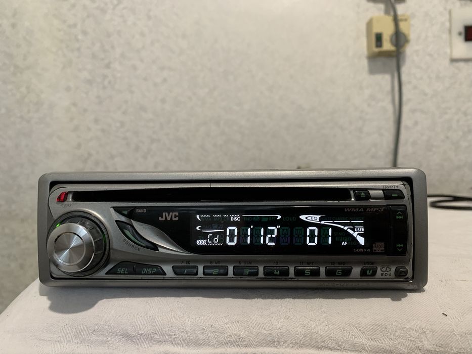 Авто Cd плеър JVC