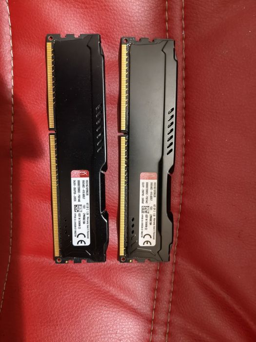 Vând kit RAM DDR3 2X4GB Fury Hyperx