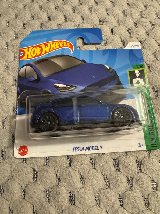 Hot Wheels - Tesla Model Y