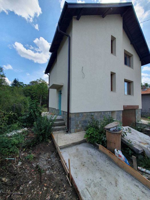 Продава се Къща в с. Саранци, Област София-област - 180 кв.м за 1345 €/кв.м - Снимка #17