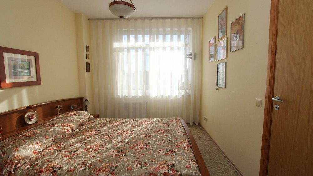 Продава се Двустаен апартамент в София, Младост 2 - 69 кв.м за 1057 €/кв.м - Снимка #4