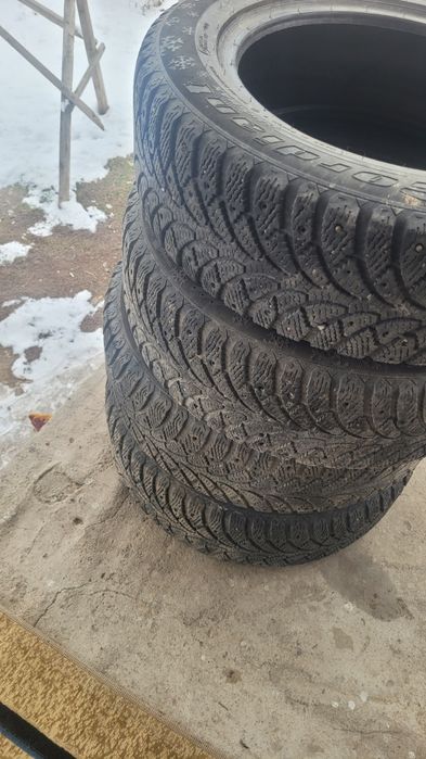 Продам шины размер 16