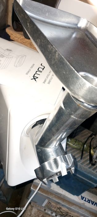 Vând robot bucătărie Siemens și mașină de tocat