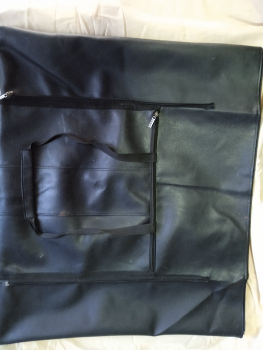 Rassomlar uchun planshetlar sotiladigan sumka sumka