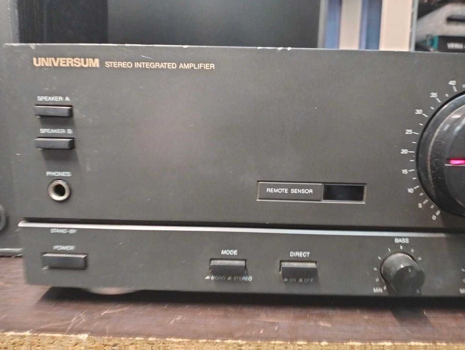 Продавам Усилвател и тонколони UNIVERSUM