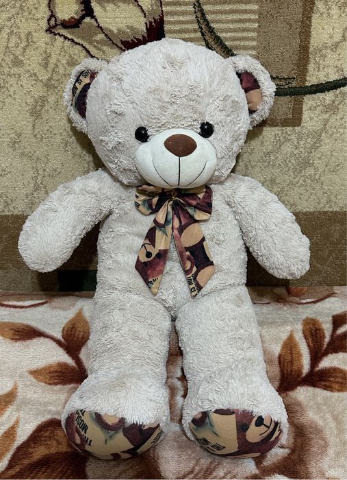 Большой Плюшевый мишка - игрушка, новый.