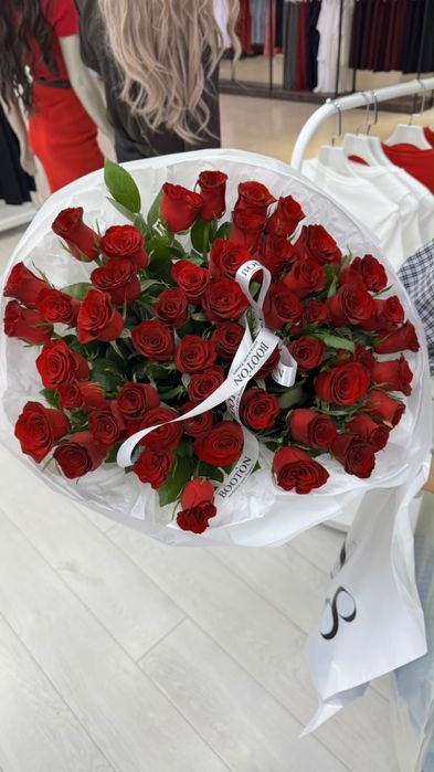 Цветы розы букет красные