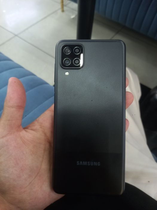 Samsung A12  sotiladi