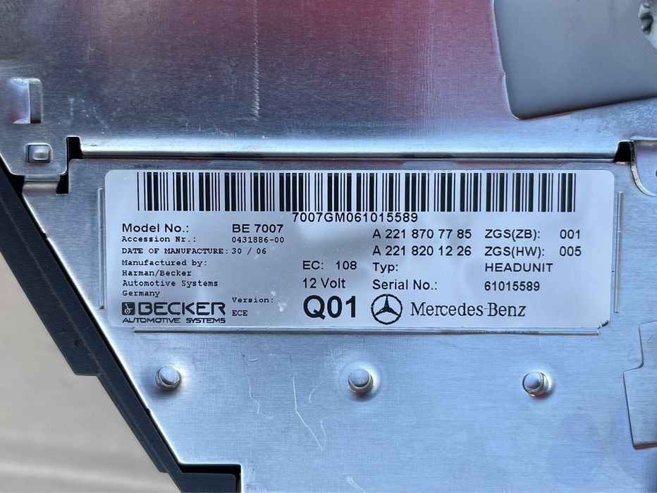 Navigatie / CD Player / Magazie CD Mercedes S W221