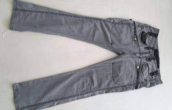 Jeans moderni calitate RNT 23 London originali mărimea XL