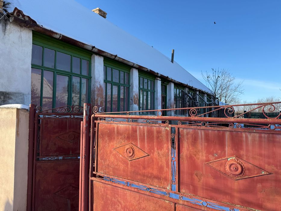 Casă de vânzare lunga