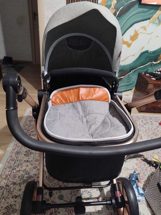 Детская коляска Эмили