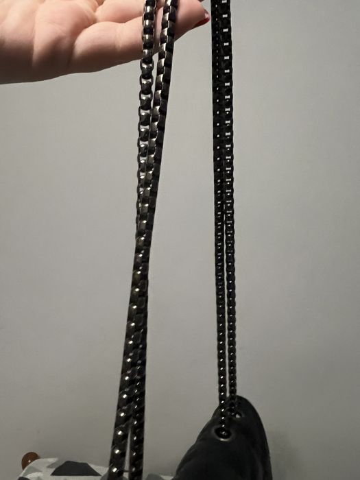 Дамска черна чанта