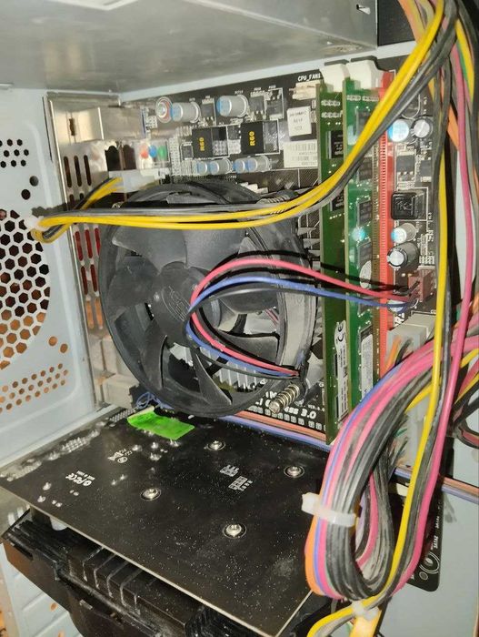 Компьютер на запчасти