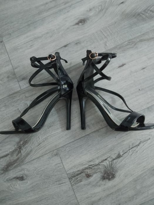 Sandale elegante