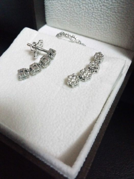 18 к. златни с диаманти обеци и пръстен корона/обеци 14 к. с диаманти