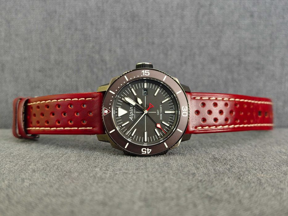 БАРТЕР Alpina Seastrong Diver GMT