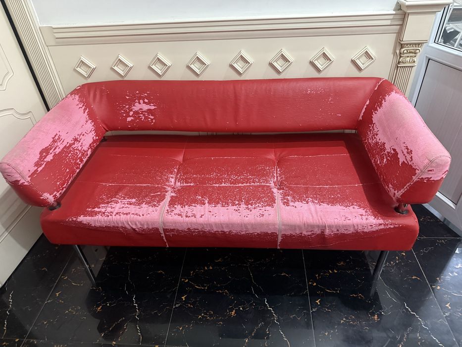 Диван офисный 11000тг