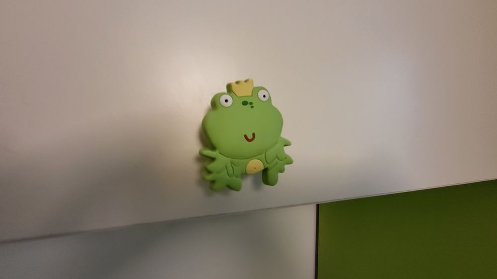 Mobila dormitor copil (dulap, pat, noptiera)