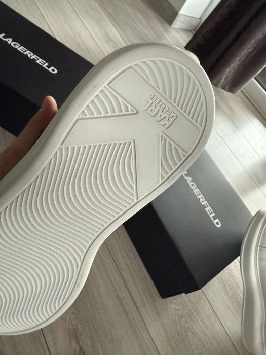 Adidasi  Karl Lagerfeld KL95530 Limited noi originali schimb cu nike