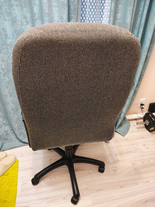 Продам компьютерное кресло