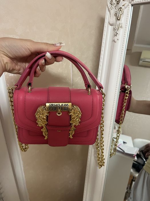 Дамска чанта на versace