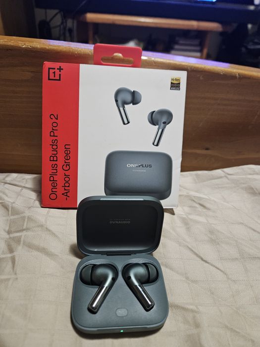 OnePlus Buds Pro 2 by Dyaudio Arbor Green