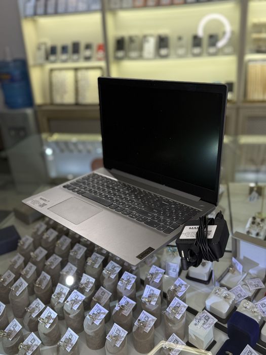 Ноутбук Lenovo ideapad 3