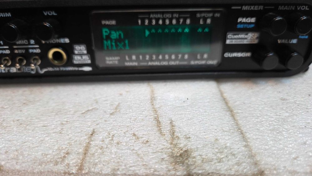 Interfață Firewire Motu Ultralite 10x14