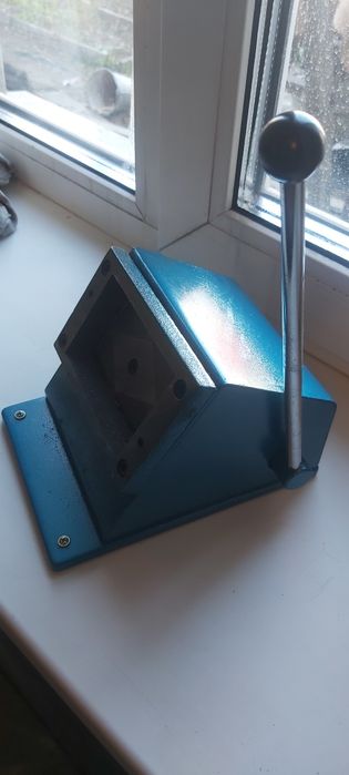 Резак для визиток