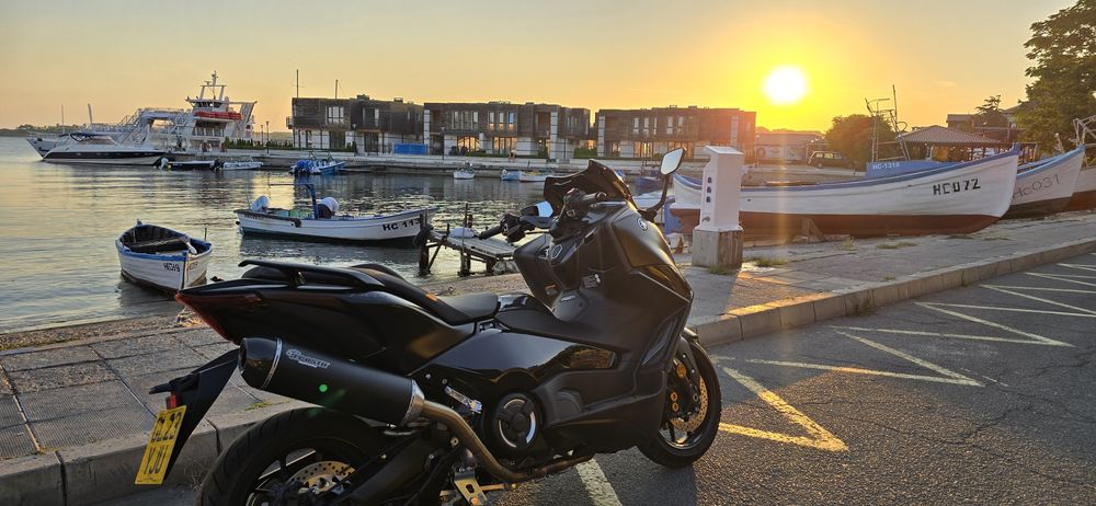 Yamaha Tmax Tech max.