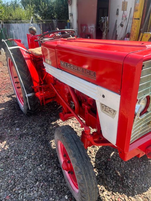 Tractor IHC 323 pentru vie, acte in regula