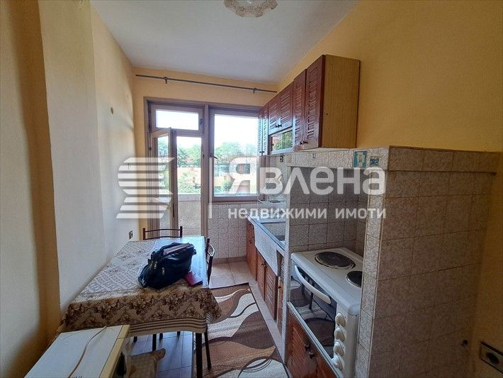 Дава се под наем Етаж от къща в Ямбол, Боровец - 80 кв.м за 255 € - Снимка #8