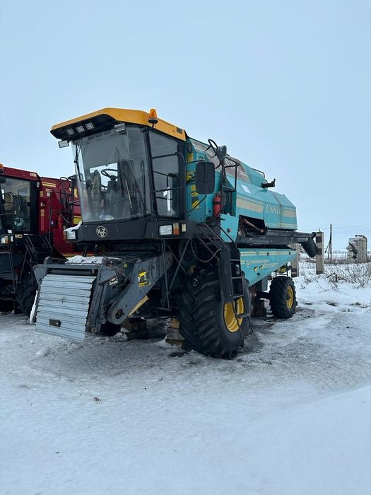 Продам комбайн Есиль 740