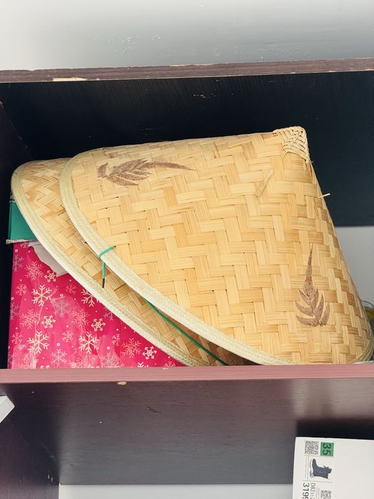 Продам вьетнамскую шляпу