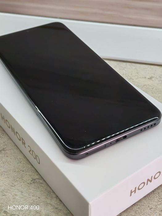 HONOR 200 ca nou, 12gb +12gb, stocare 512gb