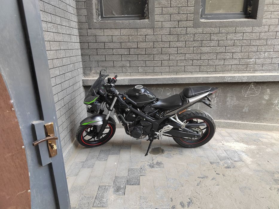 Продам надёжного железного коня Yamaha r3 2016 года 35000 пробег
