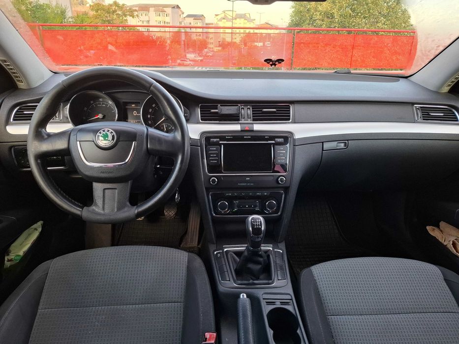 SKODA SUPERB 2011 1.4 TSI 125 CP 150000 KM