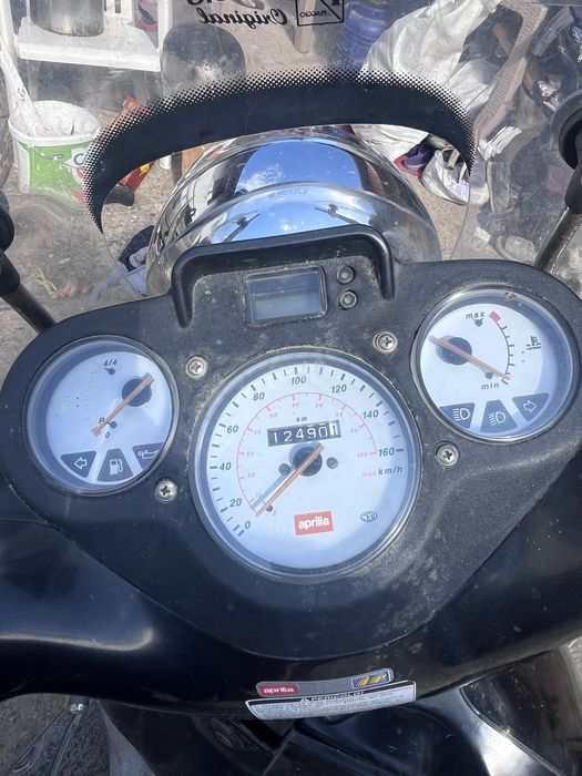 Aprilia scareob 150