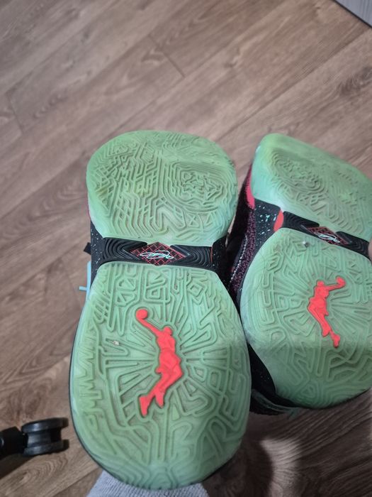 Adidasi sport  stare impecabila