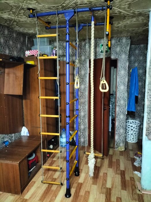 Шведская стенка. В хорошем состоянии!