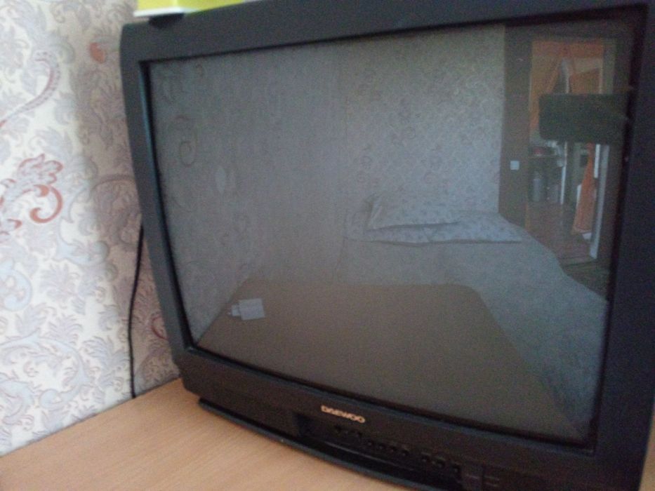 Продам телевизор